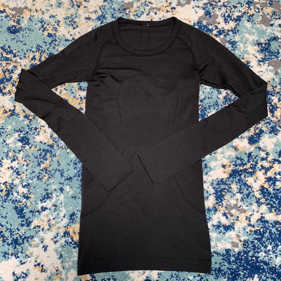 lululemon athletica Tops - Lululemon Swiftly Tech Long Sleeve Size 2